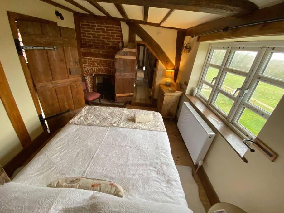 A Newly Renovated, Cosy Escape In The Beautiful Shepherd'S Cottage Dereham Esterno foto