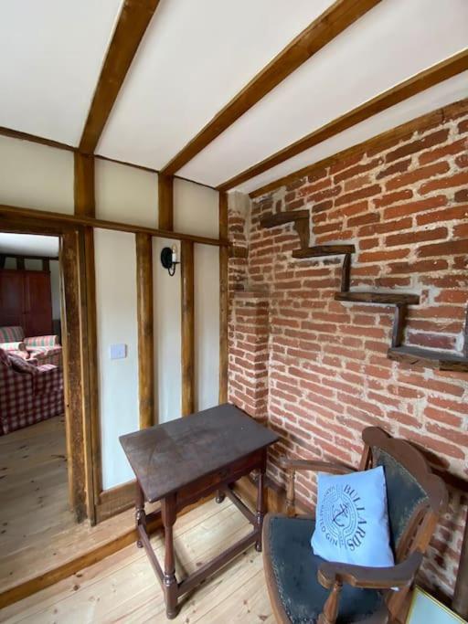 A Newly Renovated, Cosy Escape In The Beautiful Shepherd'S Cottage Dereham Esterno foto