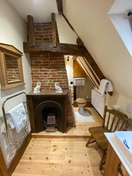 A Newly Renovated, Cosy Escape In The Beautiful Shepherd'S Cottage Dereham Esterno foto